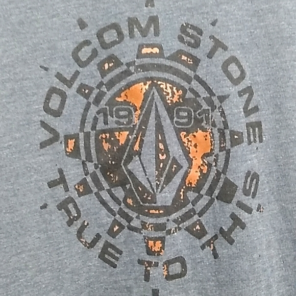 SALE! Like New Volcom Shirt Sz.XXL Rarely Worn (X-50 CRATE) - Picture 2 of 5